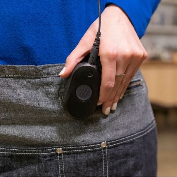 Motorola CLP446e + Motorola G-Shaped Earpiece