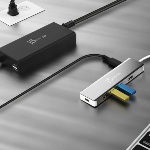 J5Create JUP2290C 100W Super Charger