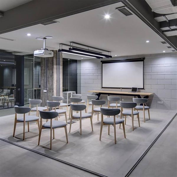 KIMEX 042-3516 Electric Projection Screen