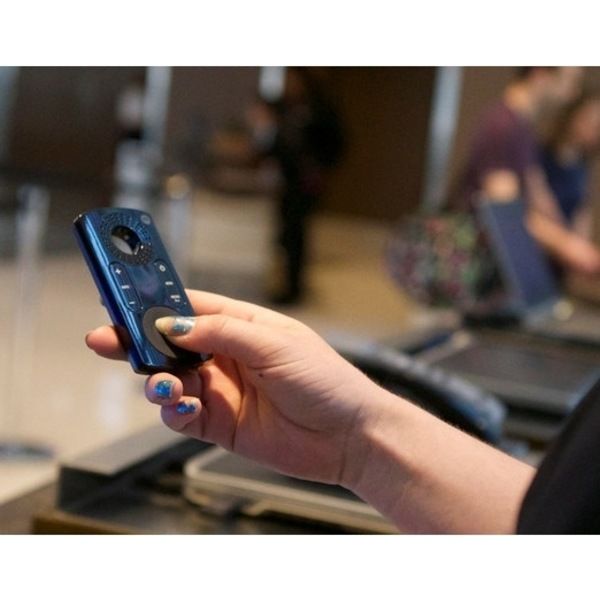 Motorola CLK446 Plus UHF Licensed Walkie Talkie - Hospitality