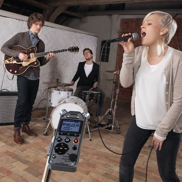 Olympus LS-12 Digital Voice Recorder