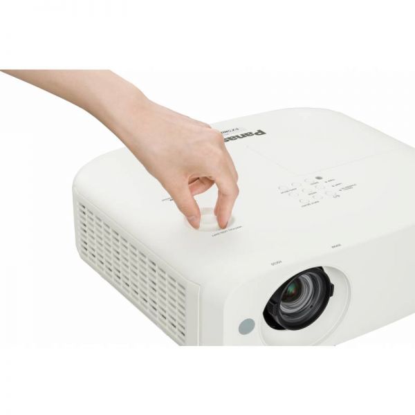 Panasonic PT-VZ580EJ Projector