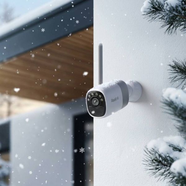 Reolink Altas 2K Solar Battery Security Camera