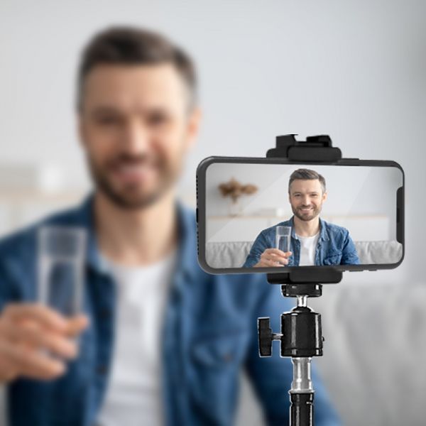 T’NB Influence – Telescopic Tripod with Smartphone Holder