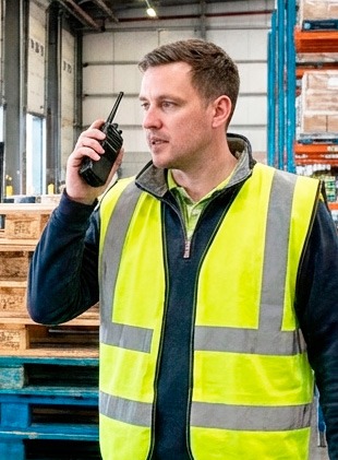 Kenwood TK-3701DE Walkie Talkie - Onedirect