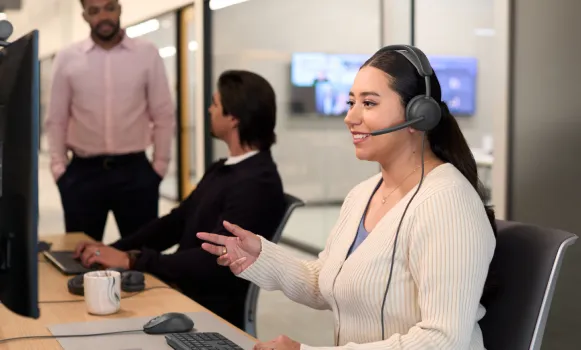 Professional headset with microphone