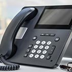WHY SHOULD YOU CHOOSE A VOIP SYSTEM?